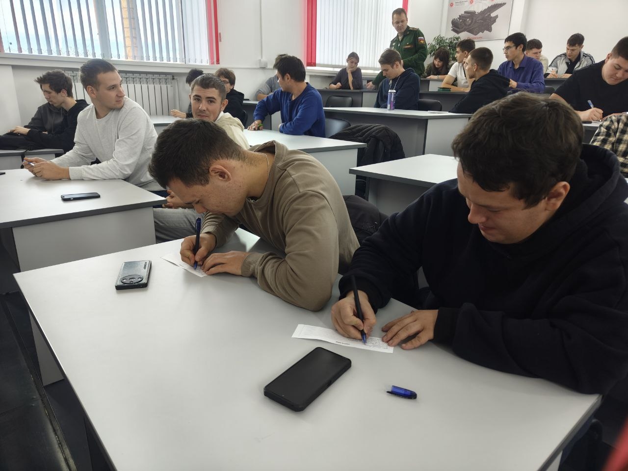 Служба по контракту: возможности для студентов Иркутского ГАУ фото