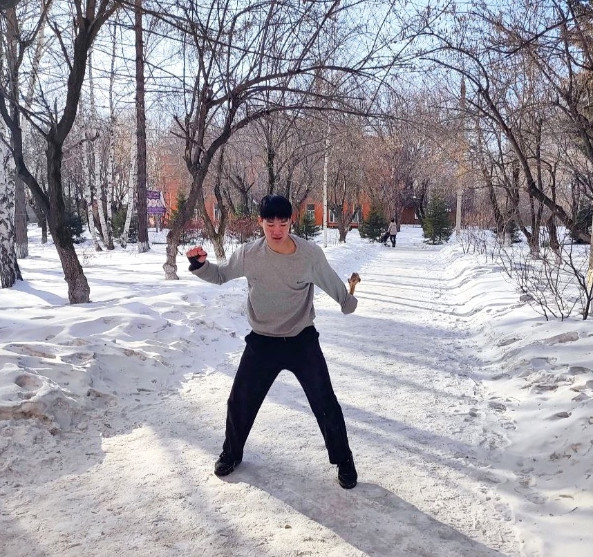 Сагаалган объединяет: студенты Иркутского ГАУ собрались на традиционные соревнования по «Хээр шаалган» фото