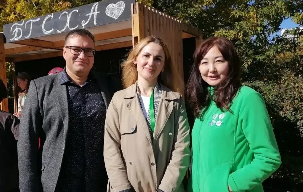 Сотрудники Агрономического факультета Иркутского ГАУ приняли участие в Форуме по переработке лекарственного растительного сырья фото